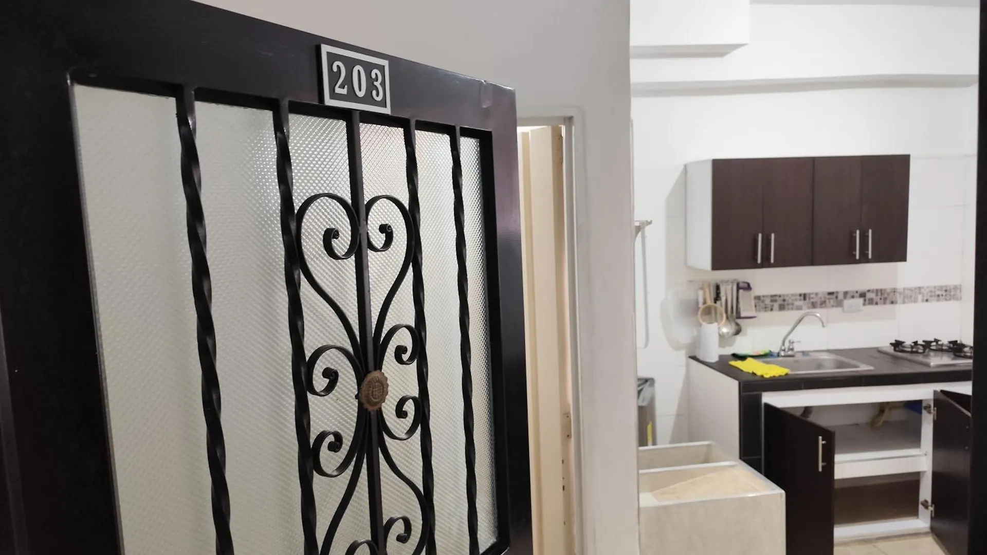 Hostal Wil Apt 203 Cali Gæstehus